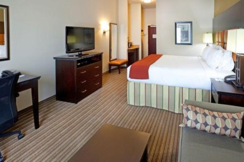 Holiday Inn Express Hotel & Suites Dallas West